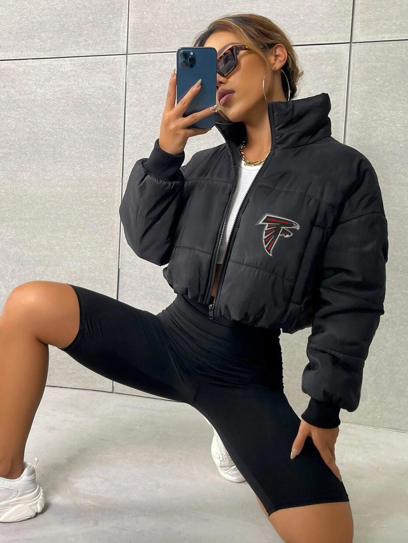 Atlanta Falcons Cropped Puffer Jacket - Cropped Winter Coat Women's Football NFL Apparel Black